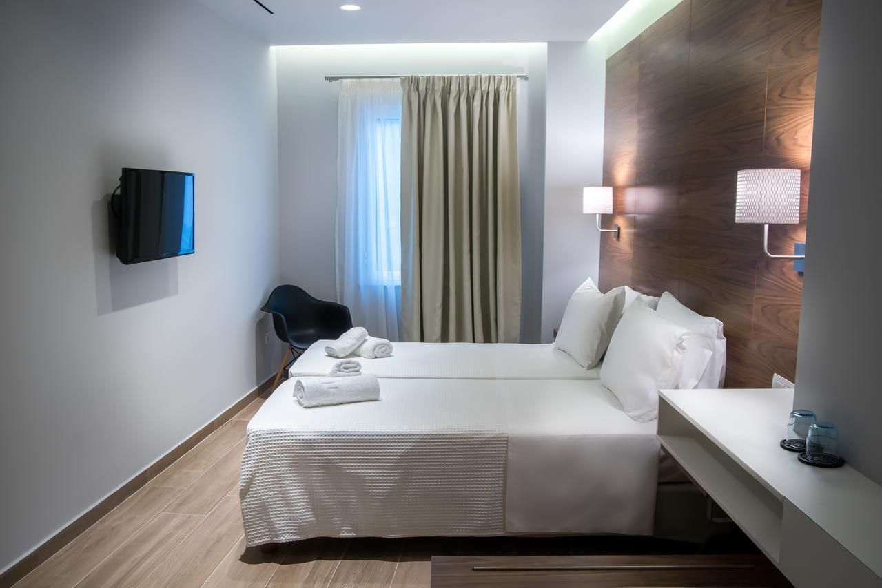 Ad Luxury & 4* Atena