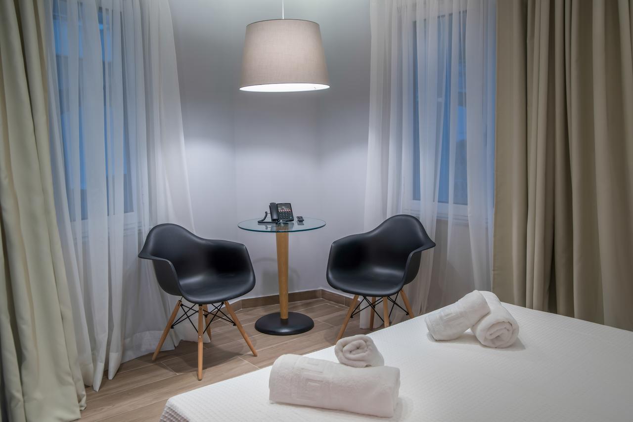 Ad Luxury & 4*