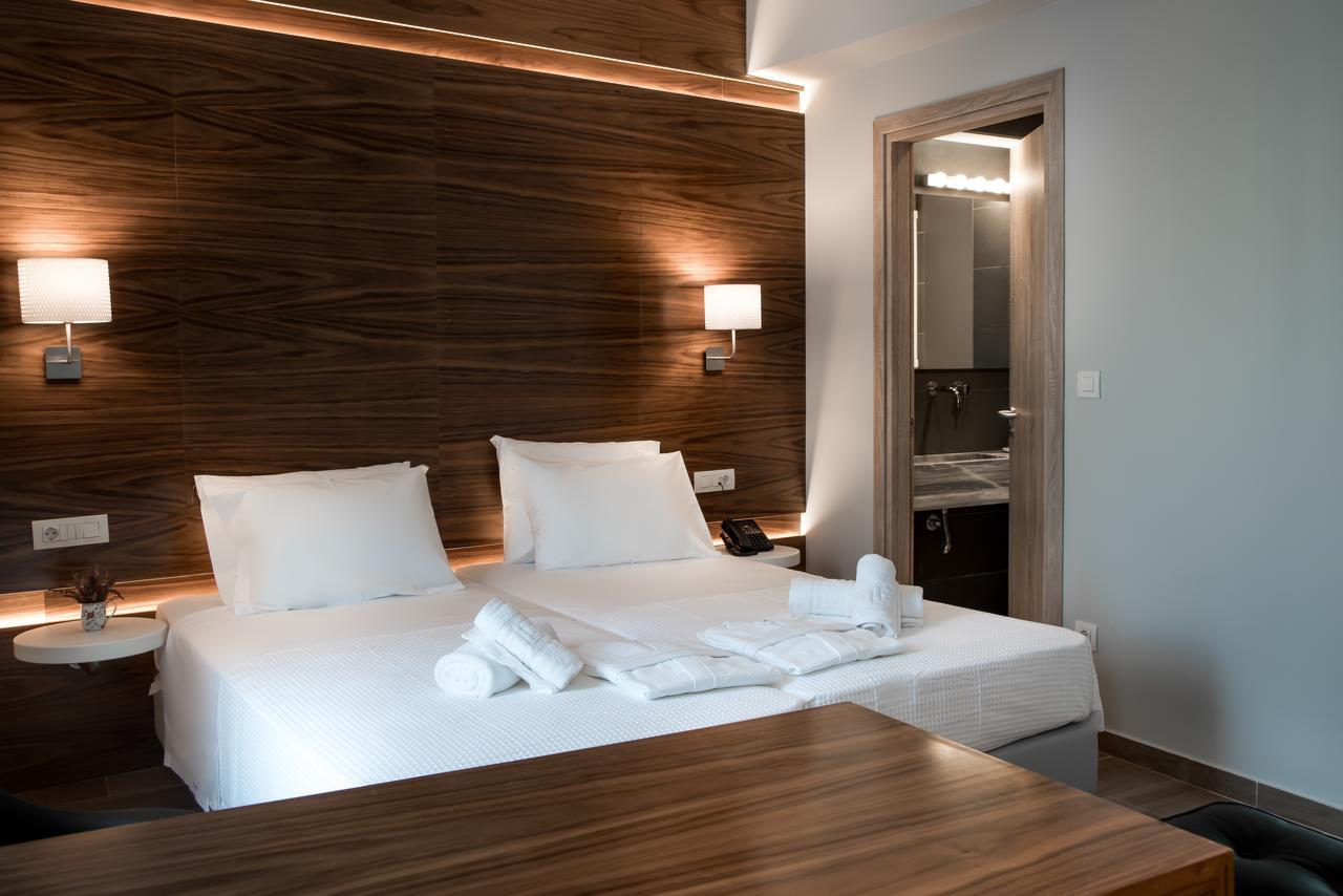 Ad Luxury & Atena